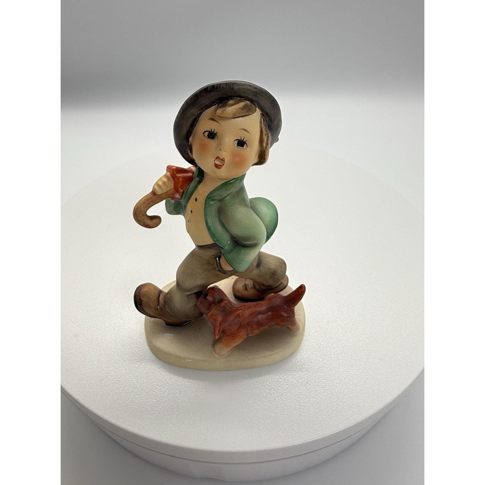 Vintage HUMMEL GOEBEL Figurine #5 "Strolling Along" TMK 5 - 5" Tall - Picture 1 of 5